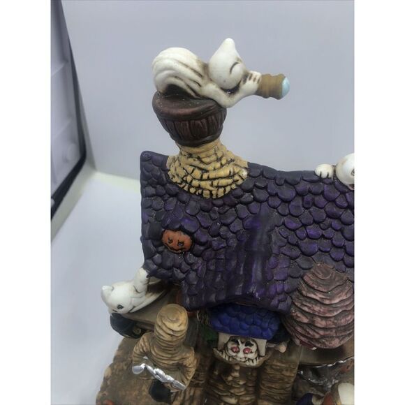 Halloween Village Spooky Hollow Haunted "Ghost Ship" Porcelain Lighted House - Picture 14 of 16